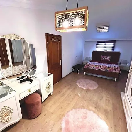 ☆ Cozy Villa In Lara With Swimming In Front ☆ Antalya